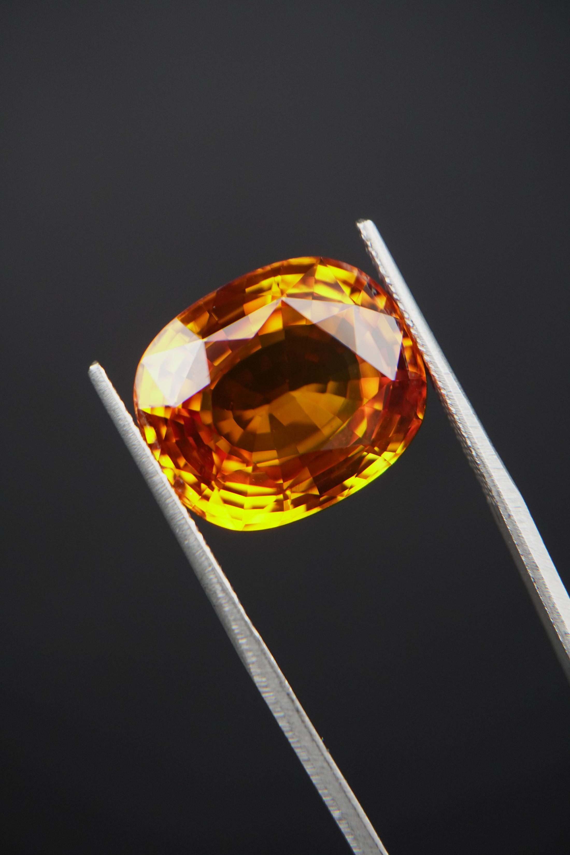 Zaffiro Arancione 17,30 ct