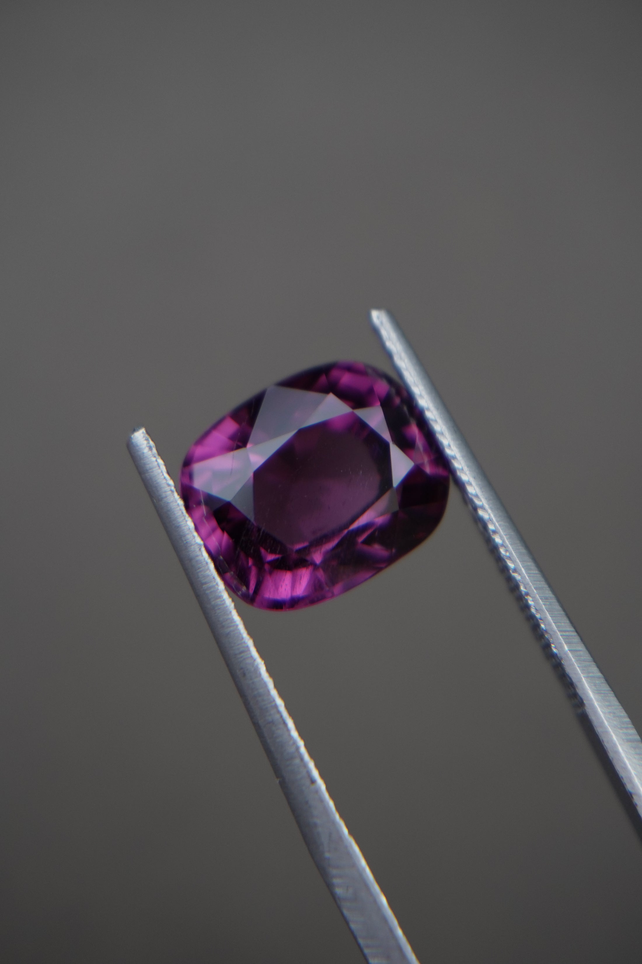 Spinello viola 4,34 ct