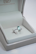 Load image into Gallery viewer, Anello con Tormalina blu-verde 0,98 ct
