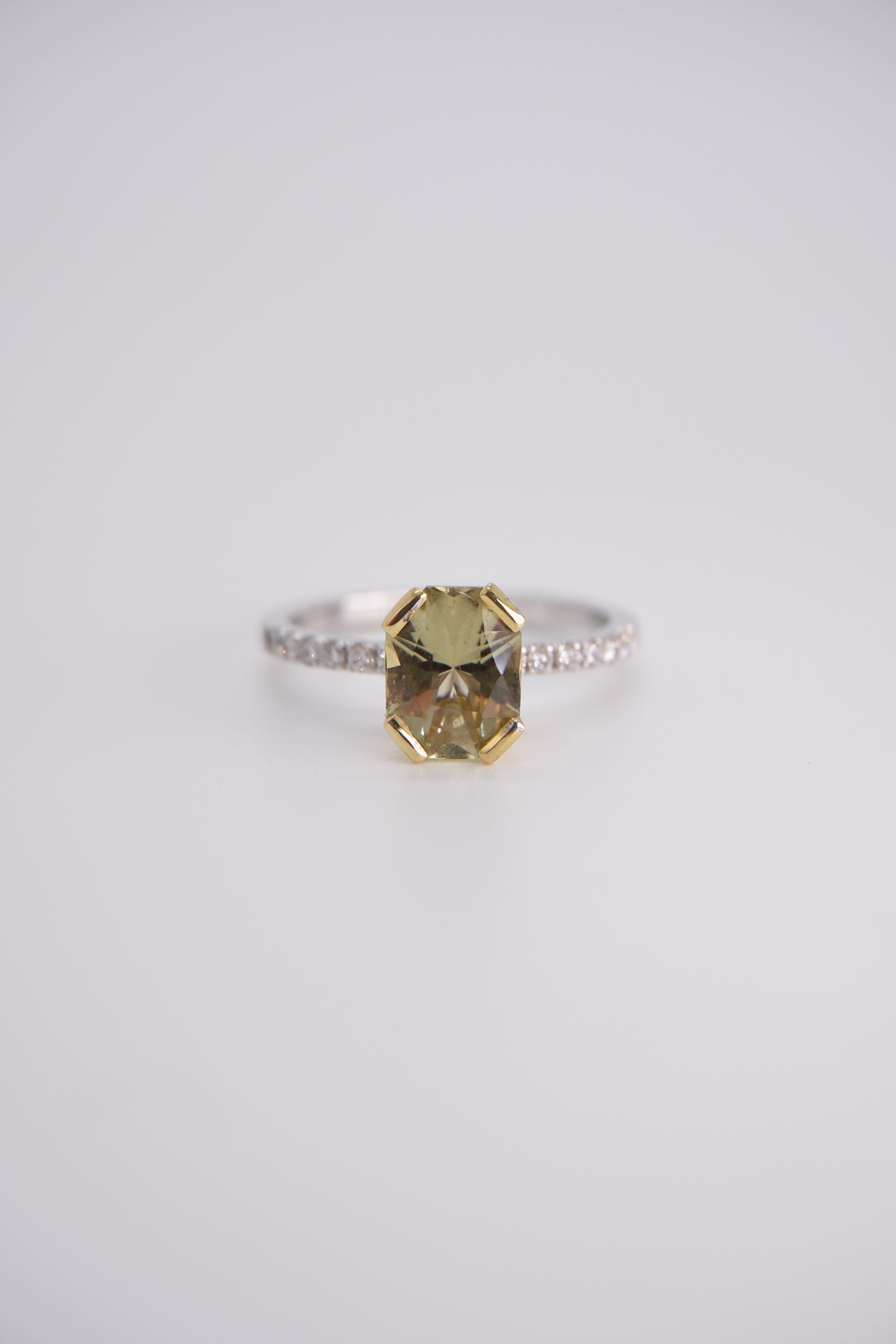 Anello con Eliodoro 1,15 ct