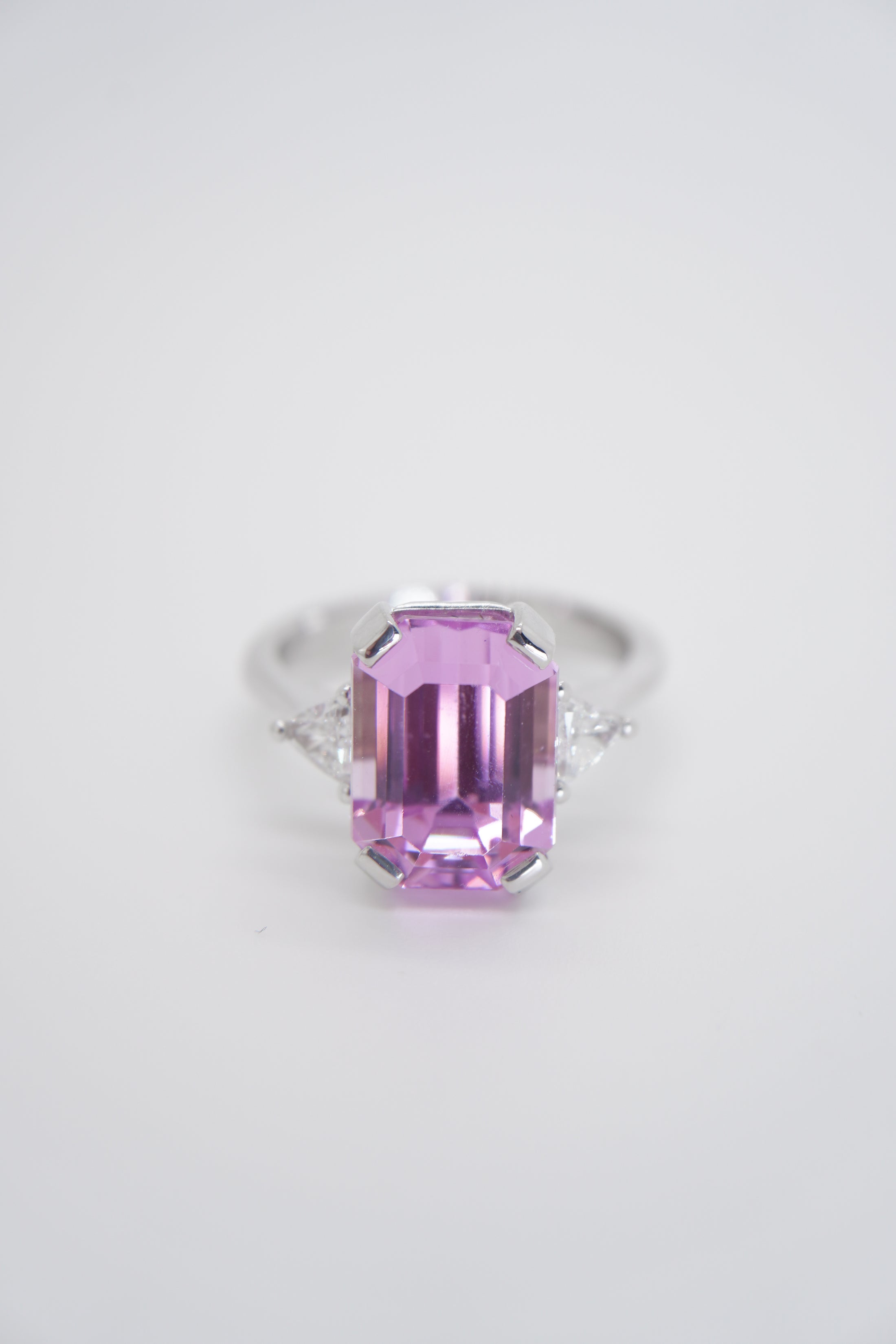 Anello con Kunzite 6,20 ct