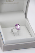 Load image into Gallery viewer, Anello con Kunzite 6,20 ct
