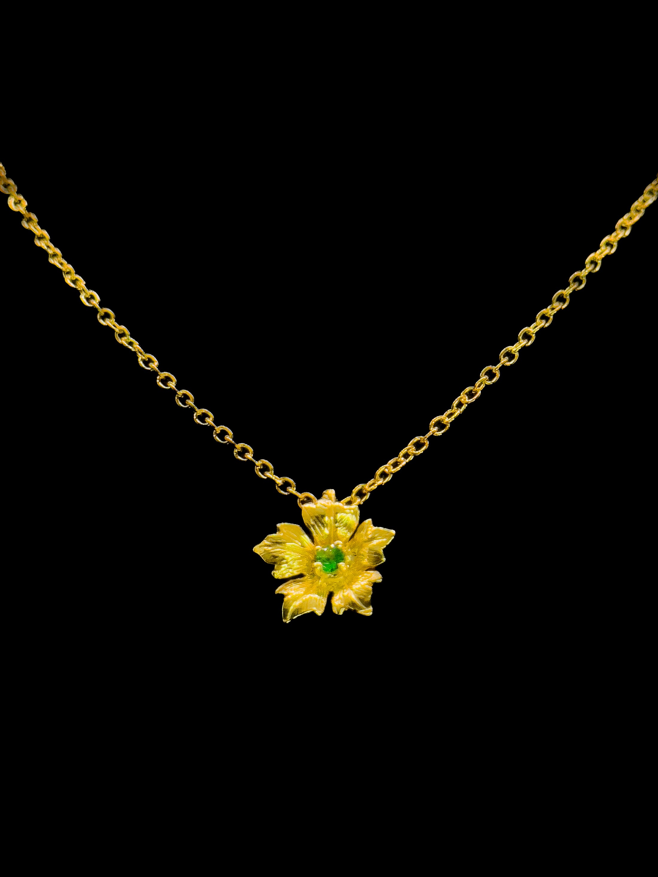 Liberty tsavorite necklace (yellow gold)